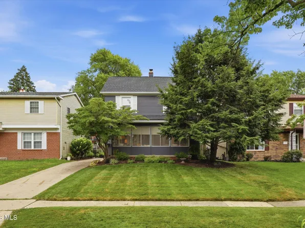 3820 Woodmont Rd, Toledo, OH 43613