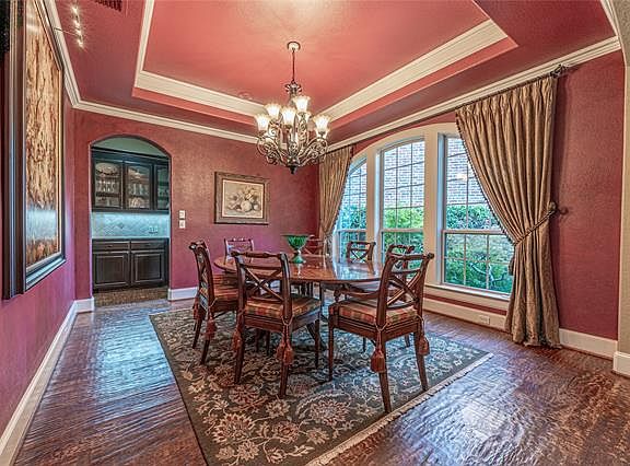 5th image of 818 Winterwood Ct