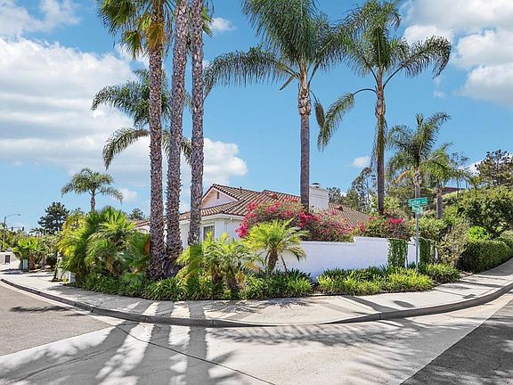 2nd image of 3661 Sutter Ct
