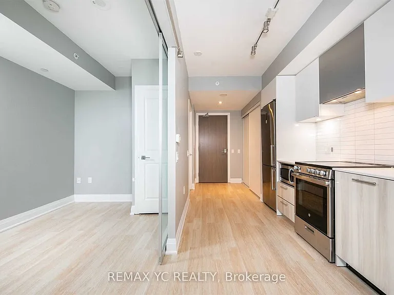 251 Jarvis St #806 — Photo 7