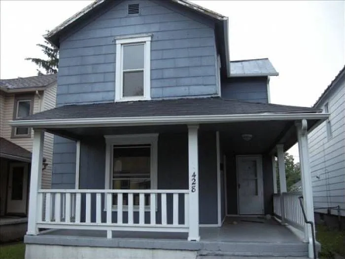 428 N 4th St photo 1