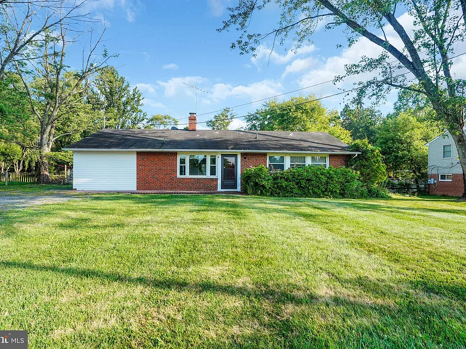 13209 Thornton Dr