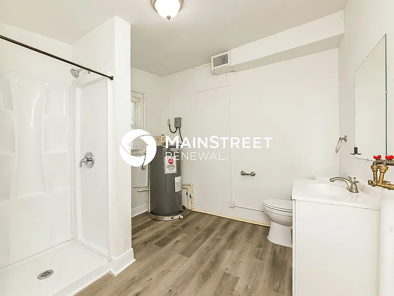 Main Bathroom