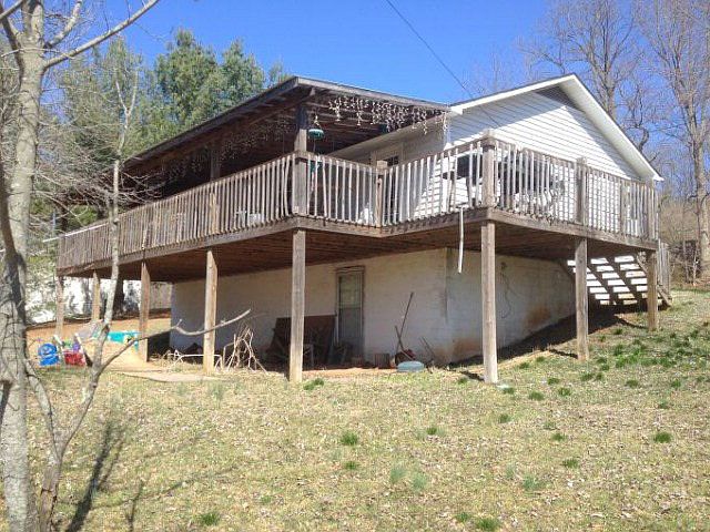2nd image of 1300 Hidden Valley Dr