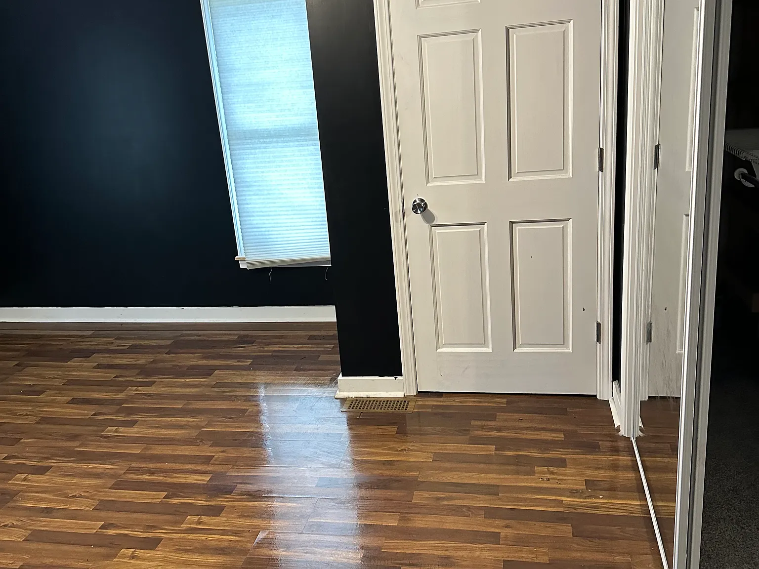 2 bed, 998 sqft, $850 — Photo 3