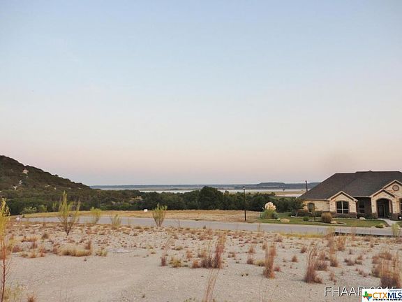 4th image of 3415 Shoreline Dr