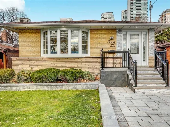 22 Aspendale Dr, Toronto, ON M1P 4J6