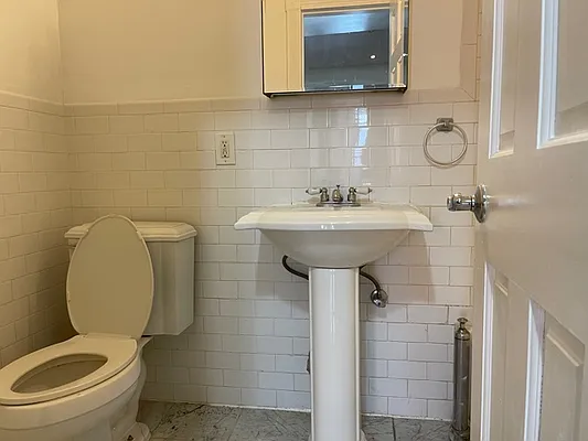 Rented by Oxford Property Group | media 15