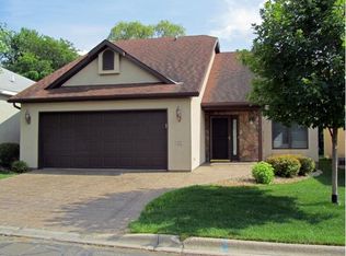 35 Portage Trl, Sauk Rapids, MN 56379