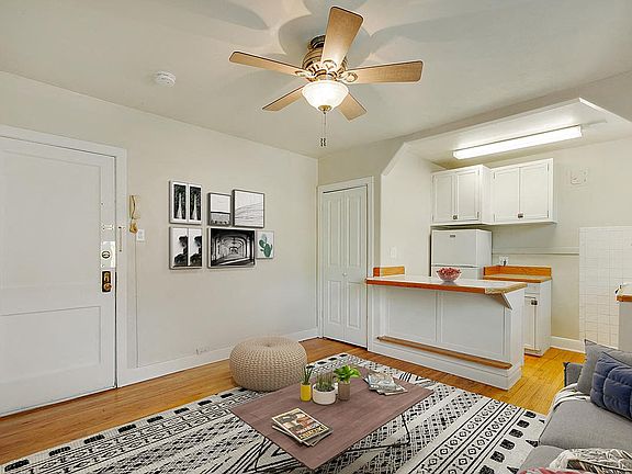 2nd image of 815 N Sherman St #2