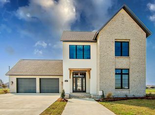 111 Stella Dr, Thibodaux, LA 70301