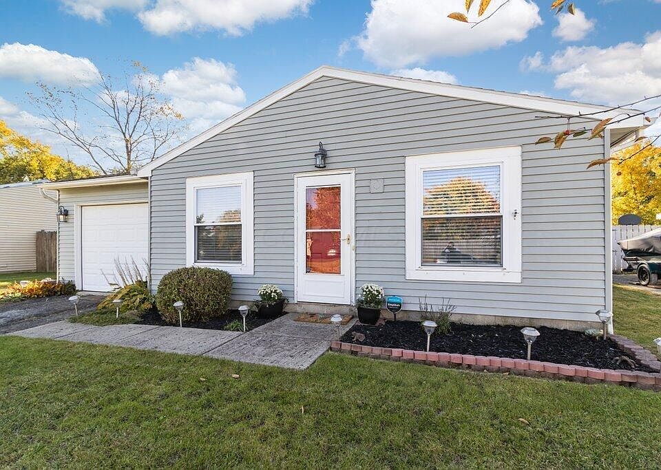 1st image of 8461 Silverbell Ave