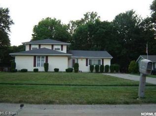 10134 Peachtree Dr, Strongsville, OH