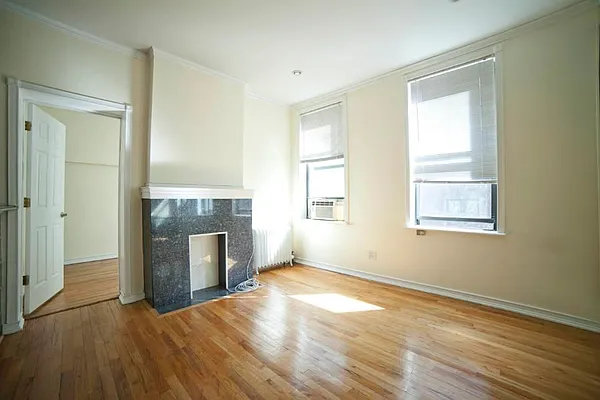 Rented by Town Residential | media 8