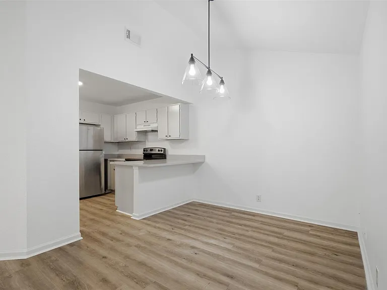 11611 Rustic Rock Dr #B — Photo 7