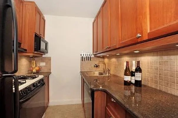 Sold by Corcoran | media 31