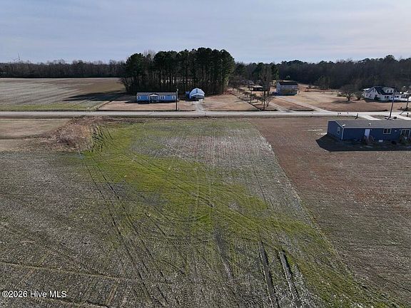 4th image of 221 Yellow Hammer Road