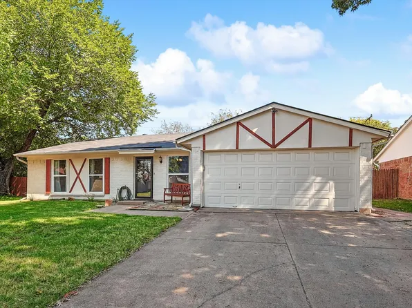 5833 Denise Dr, Haltom City, TX 76148