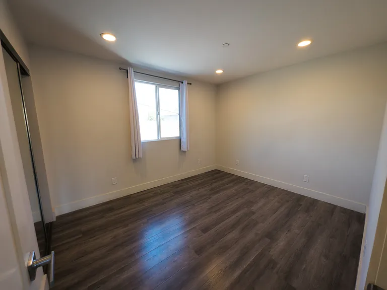 Upstairs Bedroom 2