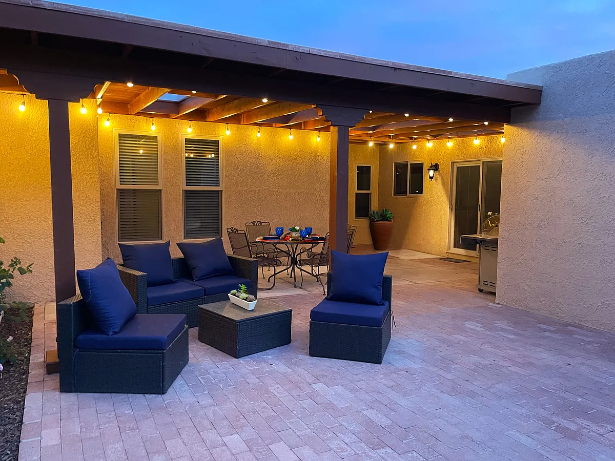 Building Photo - 6483 N Foothills Dr