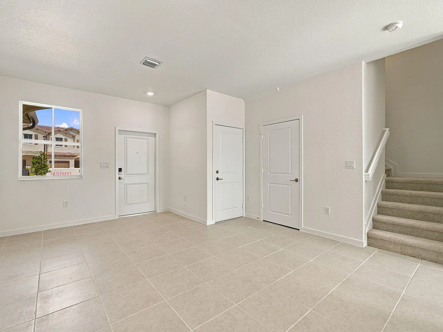 3 bed, 2.5 bath, 1443 sqft, $2,650 — Photo 3