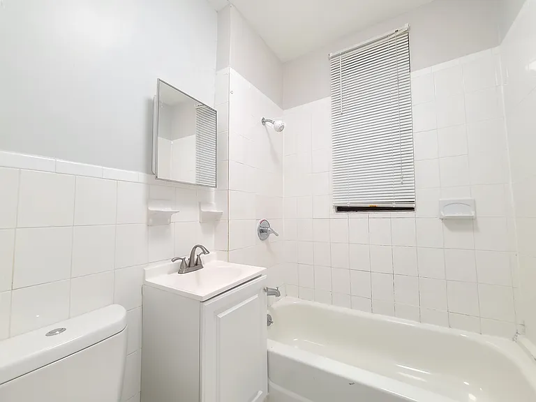 6308 Broadway #5E — Photo 8