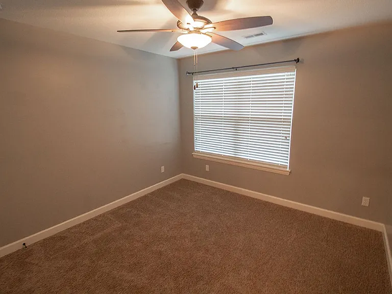 7504 Wellford Ct — Photo 24