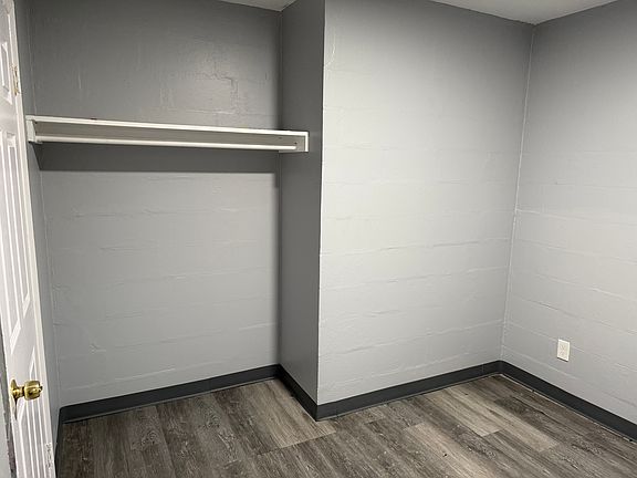 3rd image of 327 N Caroline St #2