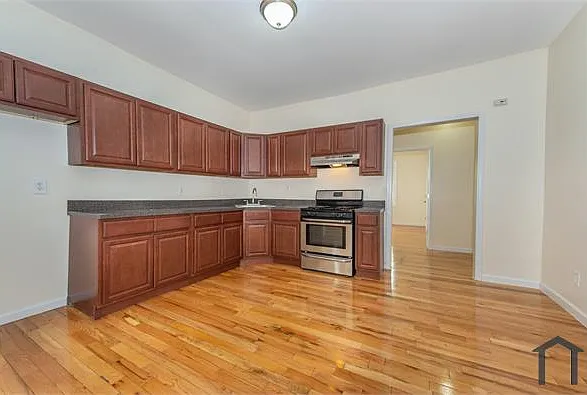 2 bed, $2,205 — Photo 4