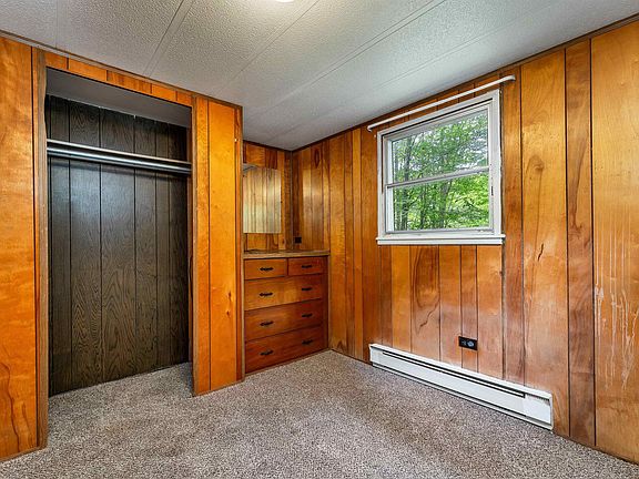 4th image of 1088 Ten Rod Road