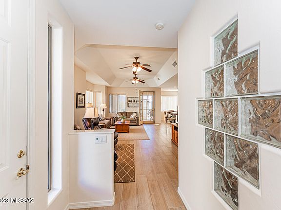 4th image of 483 W Moorwood St
