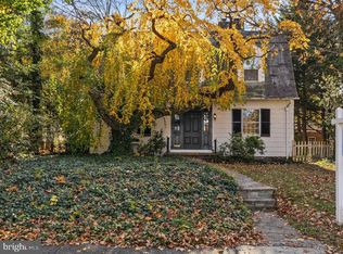 327 Broxton Rd, Baltimore, MD 21212