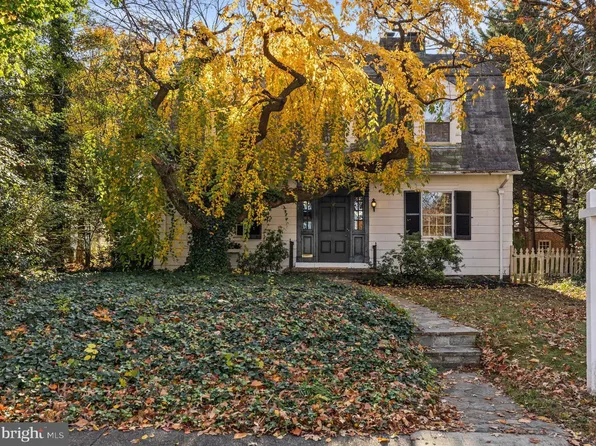 327 Broxton Rd, Baltimore, MD 21212