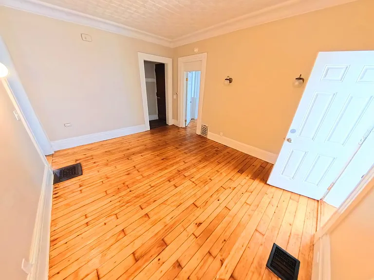 65 Marshall St — Photo 3