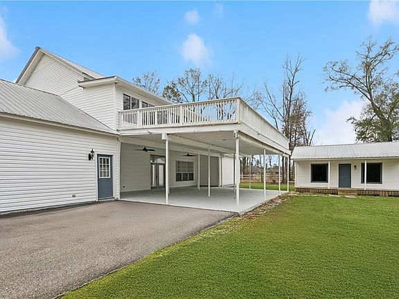 4th image of 41531 Yokum Rd