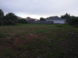524 Haleybury St SW, Palm Bay, FL 32908