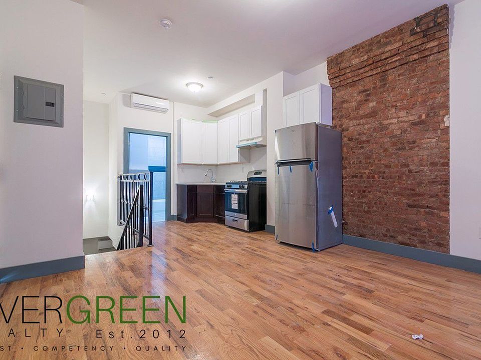 1st image of 476 Gates Ave #1R