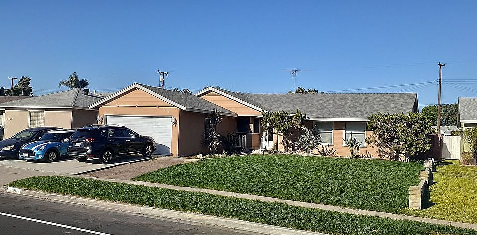 1st image of 8572 Bel Air St