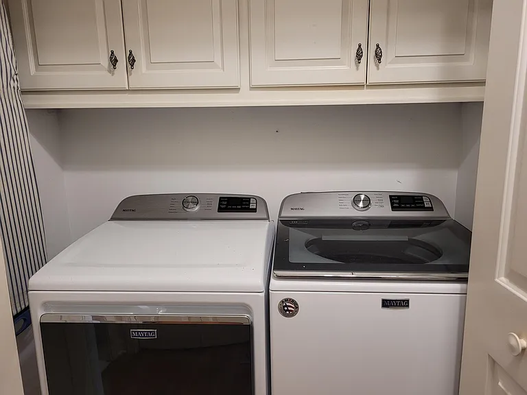 850 Torrey Pines Dr — Photo 28