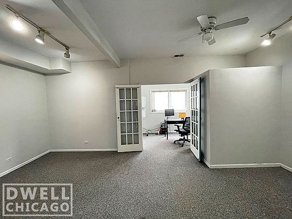 5th image of 3631 N Hermitage Ave #2R