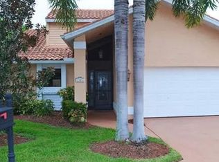 1184 Jardin Dr, Naples, FL 34104