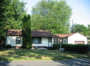 2648 English St, Maplewood, MN 55109