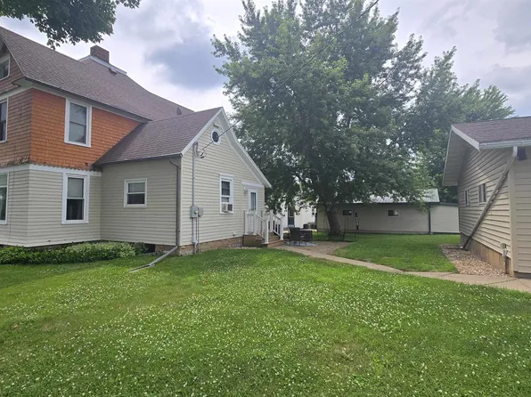 450 Jefferson St, Lancaster, WI 53813