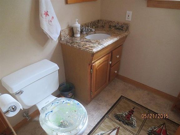 5th image of 229 Percival Drive