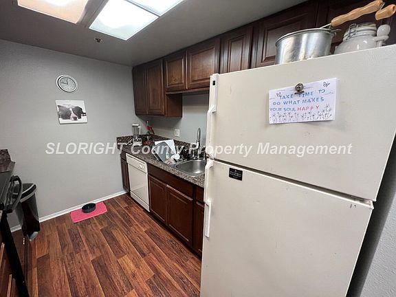 5th image of 1039 Southwood Dr APT D