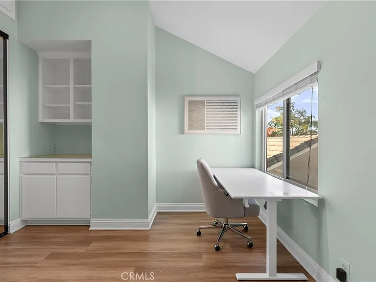 478 E Yale Loop — Photo 23