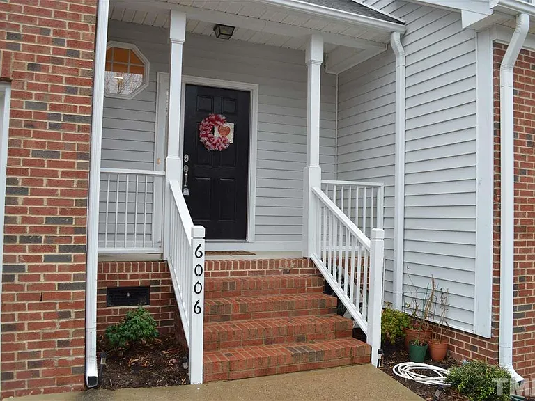 6006 Kohler Ln — Photo 3