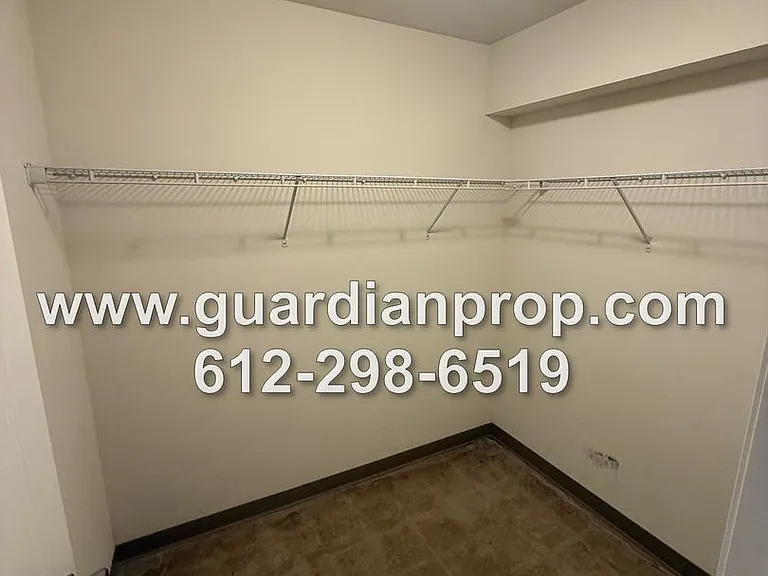 7535 Cloman Way — Photo 8