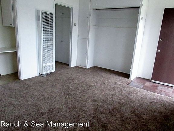 4th image of 1028 S Cleveland St APT A