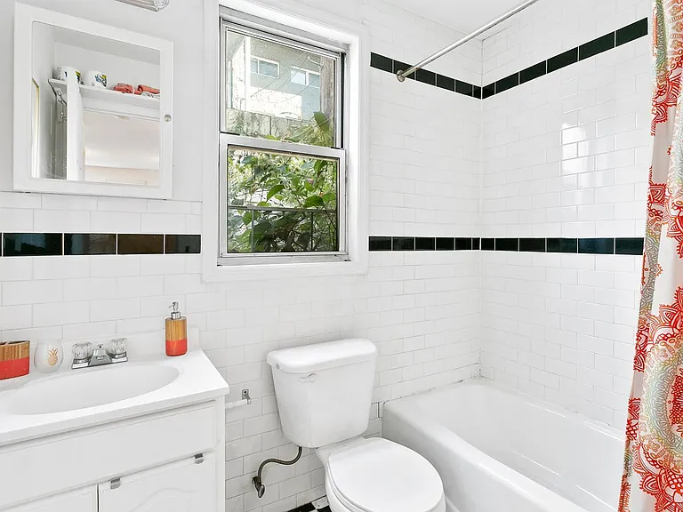 59 Stagg St #A — Photo 4
